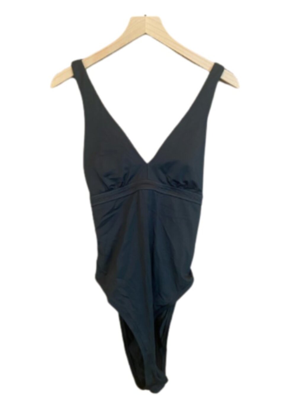 Title Nine size L LIKE NEW Classic Black One-Piece Swimsuit full coverage modest